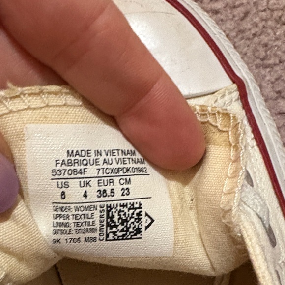 Converse Women’s Canvas Sneakers - Picture 4 of 4